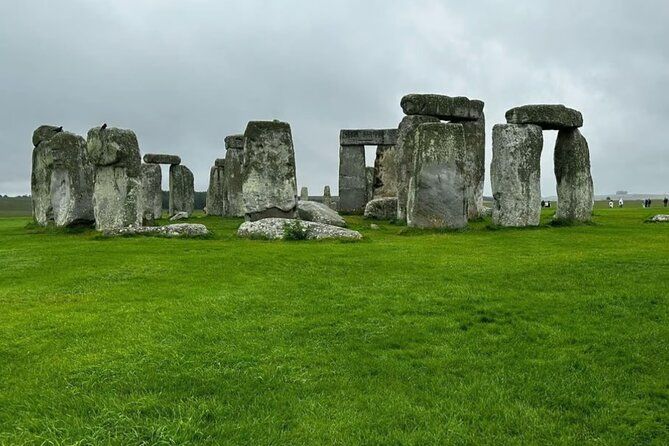 Explore Stonehenge 6 Hour Tour By Van & Entry Ticket