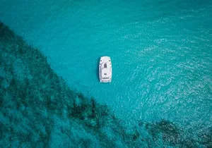 Private Luxury 51′ Leopard Yacht – Cancun to Isla Mujeres 4-Hour