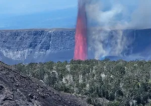 Big Island Waterfalls, Blacksand Beaches, Lava Tubes & Volcanoes