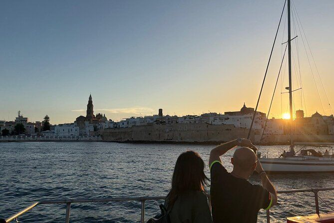 Monopoli : Mini boat tour
