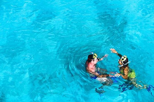 Bar Crawl Madness Tour in Cancun