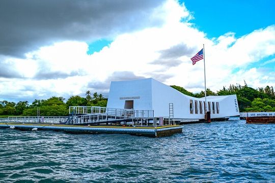 Pearl Harbor All Access & Downtown Honolulu Private Tour
