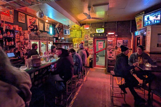 Rock'n'roll venues pub crawl including 2 free drinks and history