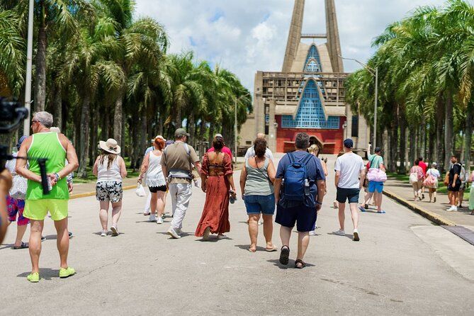 City Tour & Half-Day Safari Experiences
