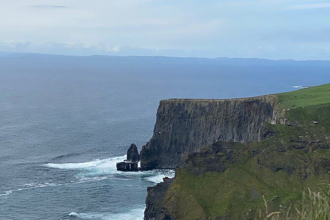 Private Tour from Dublin to Cliffs of Moher and Galway