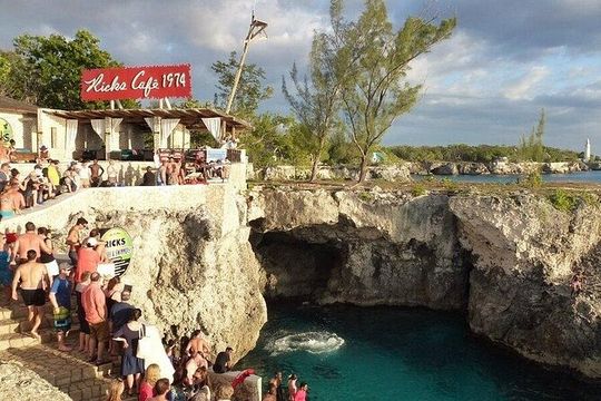 Negril 7 Mile Beach & Ricks Cafe Private Tour from Montego Bay