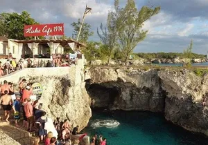 Negril 7 Mile Beach & Ricks Cafe Private Tour from Montego Bay