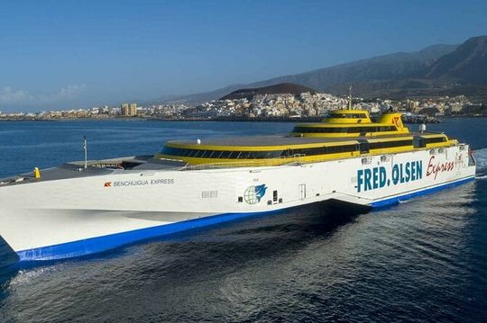 Ferry Journey between Tenerife and La Gomera