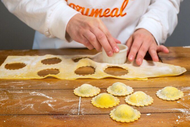 Tuscan Cooking in Lucca’s Historic Center (4-Course Meal)