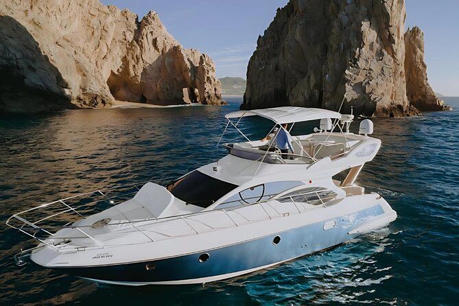 Private Yacht Charter to the Arch in Cabo San Lucas