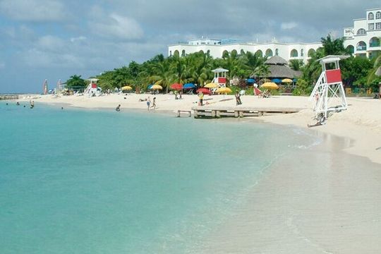 Montego Bay Hotels, Souvenir Shopping and sightseeing