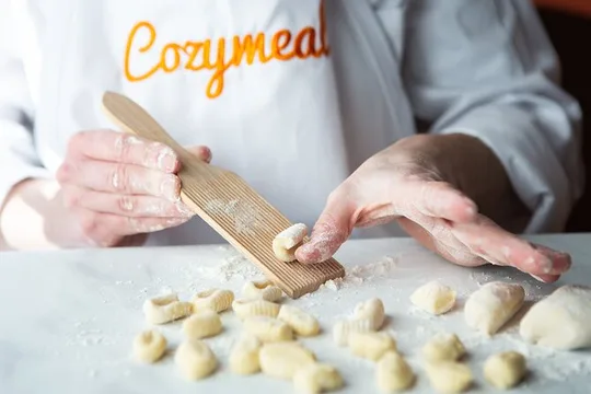 Pasta, Gnocchi & Panna Cotta in Tuscan Kitchen (4-Course Meal)