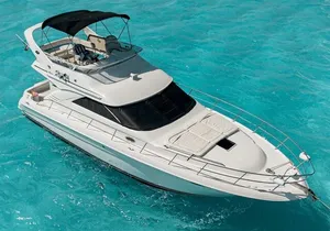 Explore Isla Mujeres by Boat in Cancun