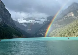 Moraine Lake & Louise & Banff Day Tour From Calgary-Canmore-Banff