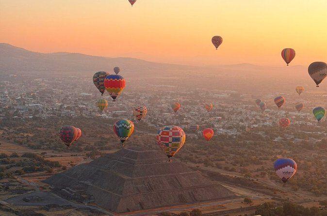 Hot Air Balloon Flight over Teotihuacan with CDMX Transportation
