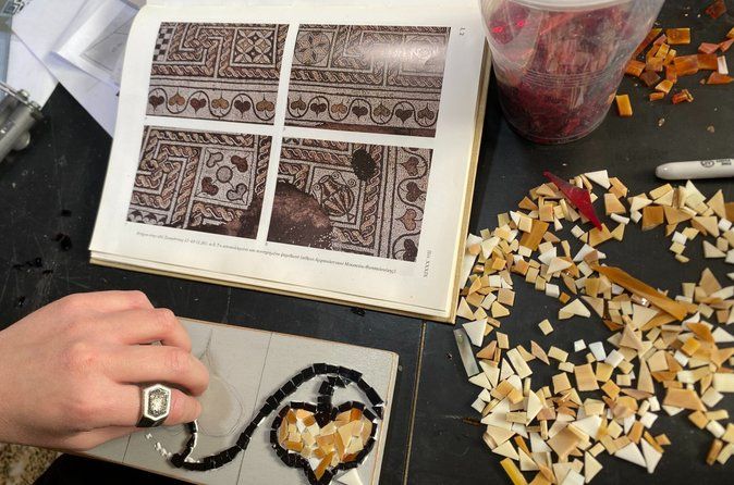 Thessaloniki: UNESCO Walk & Byzantine Glass Mosaic Workshop