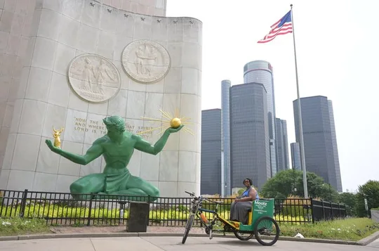 Detroit Guided Pedicab Tour Explore the City in Comfort