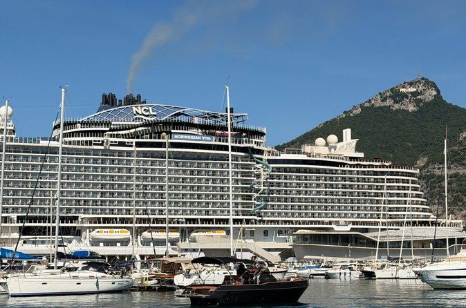Private Boat Tour from Salerno to Amalfi for DP Cruisers
