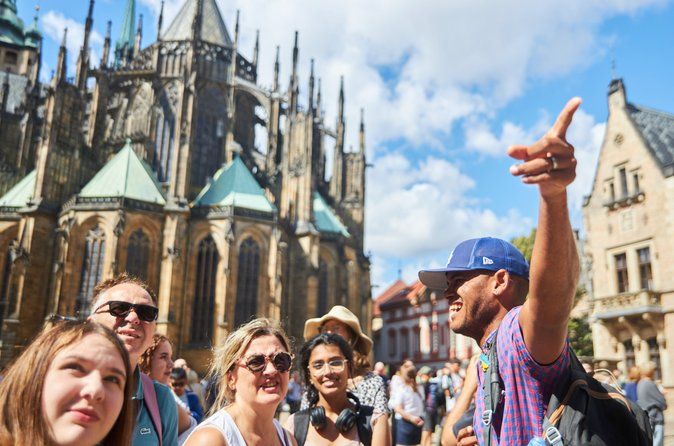 Prague Castle and Charles Bridge Tour with Interior Option