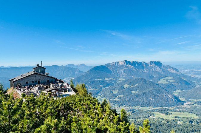 Visita guiada al Nido del Águila, lugar histórico de la Segunda Guerra Mundial, en Berchtesgaden, Alemania.