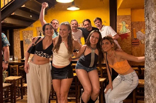 Scopri i bar e la vita notturna di Milano