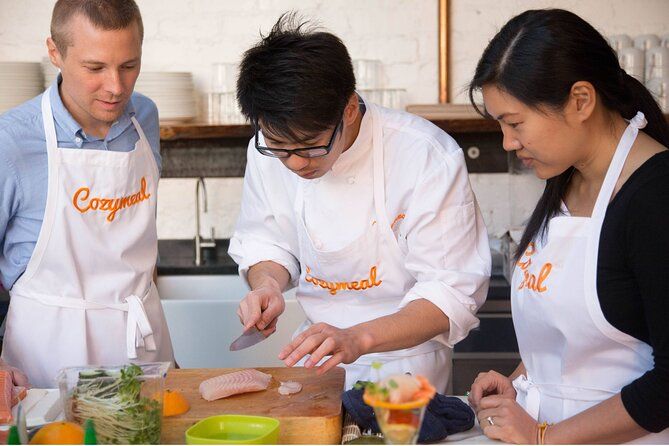 Luxury Seafood Cooking Class With Dessert (4-Course Meal)