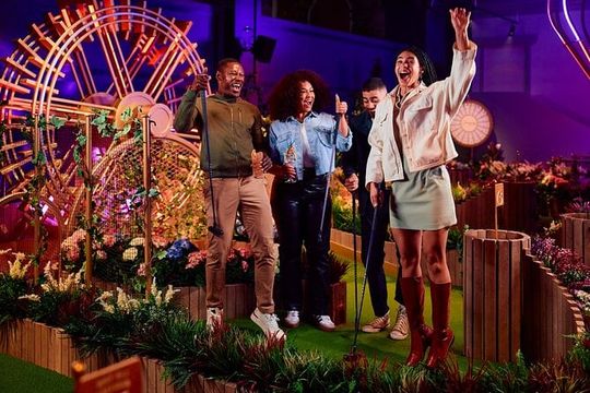 Swingers Indoor Mini Golf at Mandalay Bay