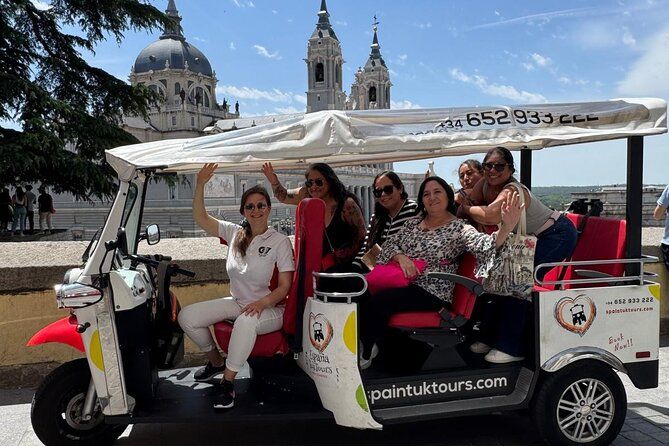 Madrid Tuk Tuk & Olé Experience – Private 1.5h Cultural Tour