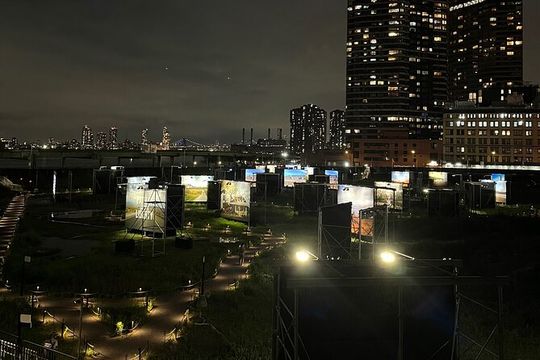 Night Walking Tour Path of Liberty with Ferry to Wall Street Bull