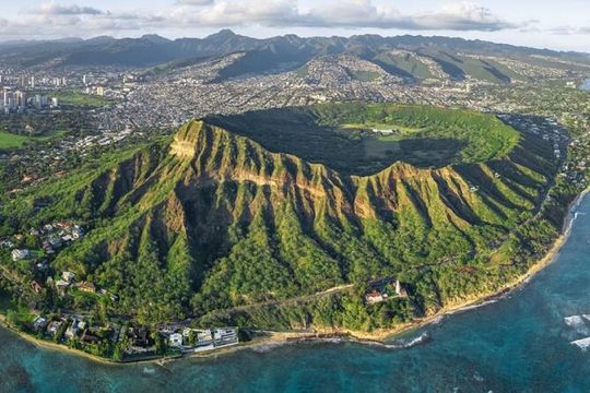 Diamond Head Shuttle Tour
