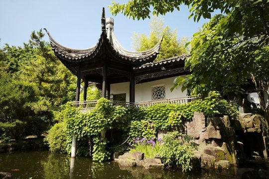 Indian Temple and Chinese Garden Tour