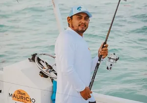 Deep Sea Fishing Experience in Puerto Morelos