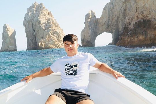 Private Tour to the Arch of Cabo San Lucas by Glass Bottom Boat