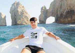 Private Tour to the Arch of Cabo San Lucas by Glass Bottom Boat