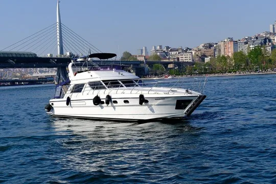Istanbul Private Luxury Yacht on Bosphorus