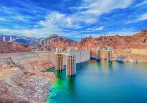 Hoover Dam, 7 Magic Mountains Small Group Half-Day Express Tour