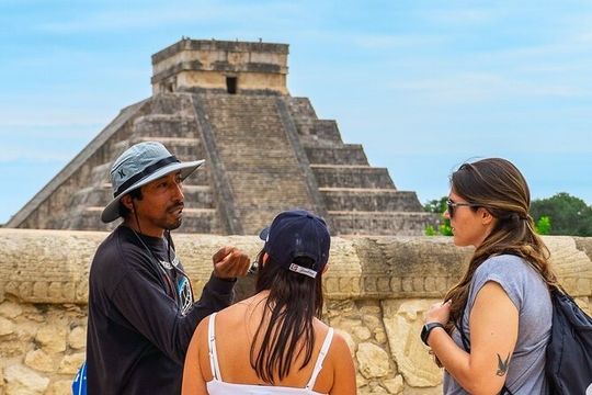 Chichen Itza Wonder by Van