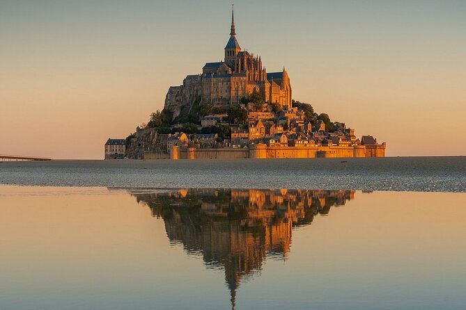 1 Day Private getaway to Mont St Michel Van VIP Departure Paris