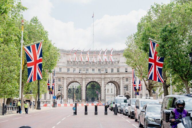 London Walking Tours: Discover History, Culture & Mystery