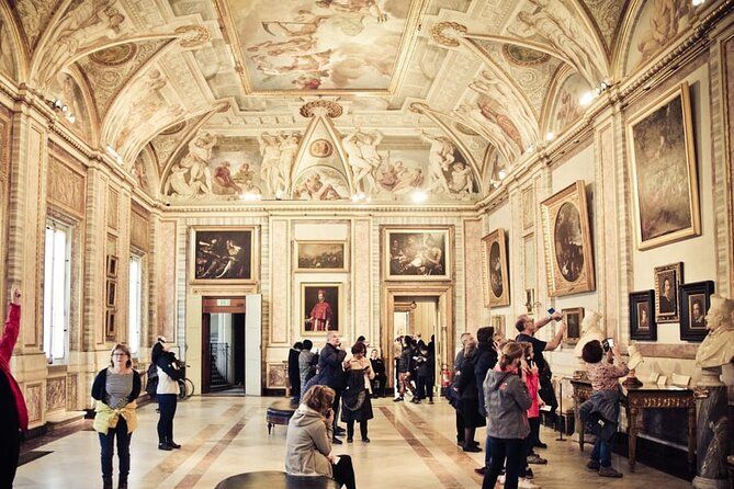 Rome St. Peter’s Basilica and Vatican Grottoes Guided Tour