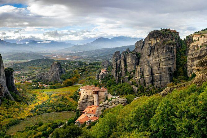 Luxury Private Day Trip to Meteora & Thermopylae