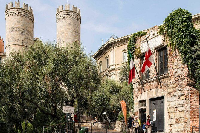 Genoa Columbus' Loop Trail Urban Trekking and Ligurian Tastings