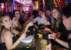 Glitz Glamor and Gangsters Hell's Kitchen Bar Tour NYC