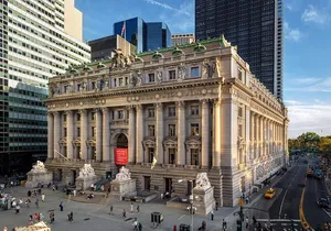 Financial District Walking Tour History, Culture, and Landmarks