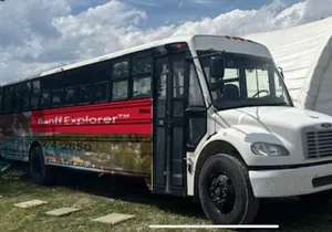 From Banff: Affordable Moraine Lake and Lake Louise Shuttle Bus
