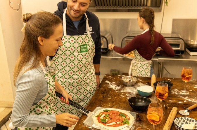 Rome Cooking Class: Make Pizza & Mix 3 Spritz Cocktails