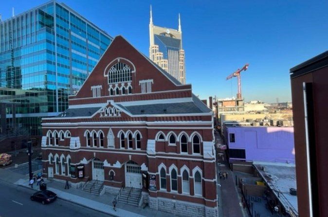 Nashville City Tour with Private Car