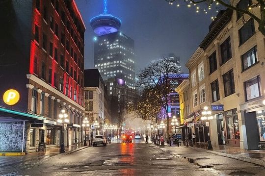 2 Hours Private Tour of Stanley Park Vancouver