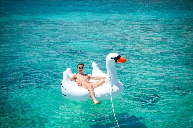 3-Hour 38' Lagoon Private Catamaran with Snacks & Open Bar