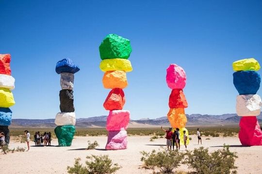 Grand Canyon West, Hoover Dam, 7 Magic Mountains Small Group Tour